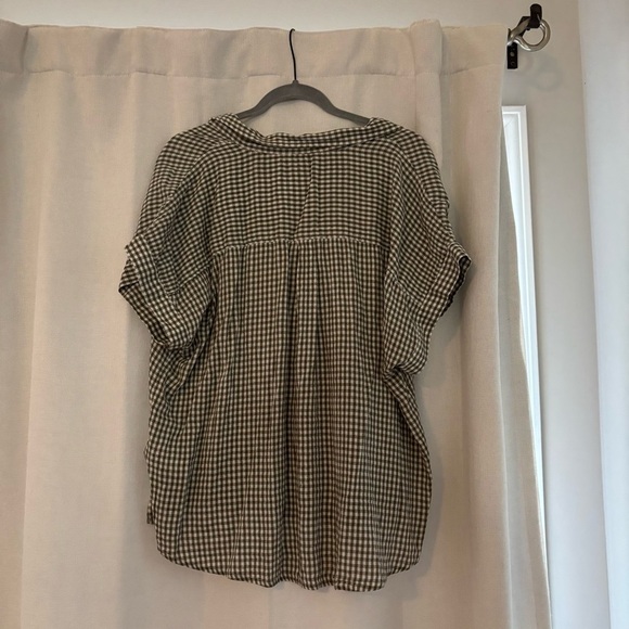 lucky brand gingham shortsleeve button down - Picture 3 of 5